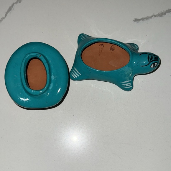 Mexican Folk Art Pottery Trinket Box - Picture 5 of 8